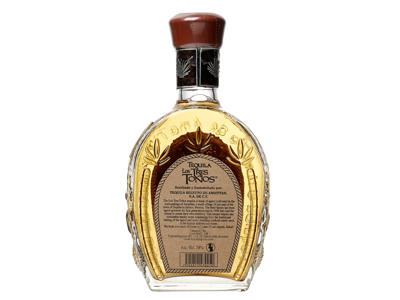 Los Tres Toños Añejo